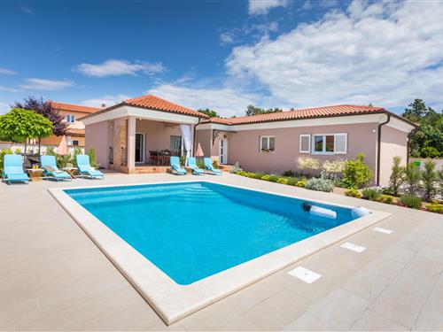 Sommerhus - 8 personer -  - Fazanska cesta - 52100 - Pula