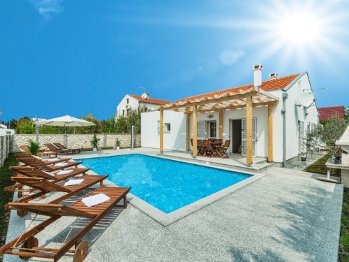 Holiday home - 7 persons -  - Sabunike VI - Nin-Sabunike - 23233 - Privlaka