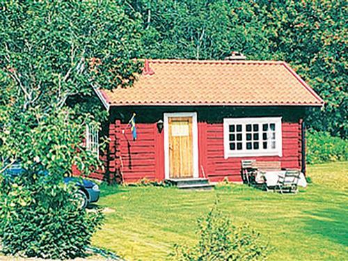 Holiday Home/Apartment - 2 persons -  - V:A Tönnet - 680 50 - Ekshärad