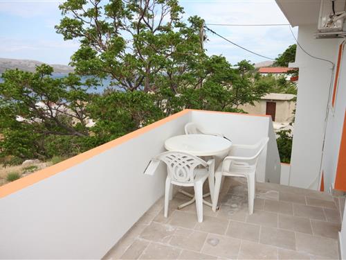 Holiday Home/Apartment - 4 persons -  - Metajna - 53296 - Metajna