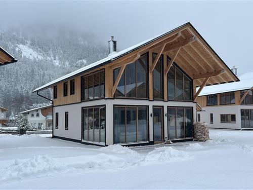 Holiday home - 8 persons -  - 6621 - Bichlbach