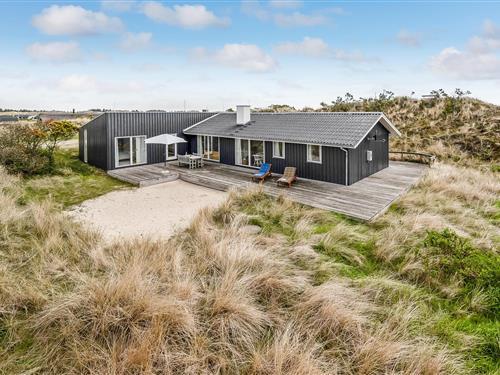 Sommerhus - 6 personer -  - Fyrmarken - Nr. Lyngvig - 6960 - Hvide Sande