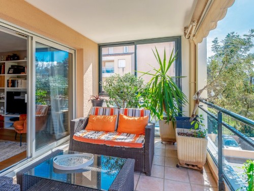 Holiday apartment - 4 persons -  - Rue Marie Louise - 13008 - Marseille