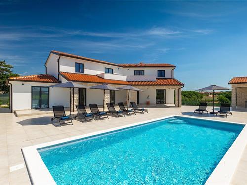 Feriehus - 8 personer -  - Broskvari - Visnjan - 52440 - Porec