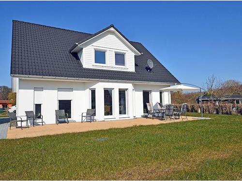 Sommerhus - 6 personer -  - 18556 - Breege