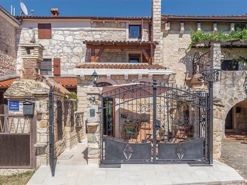 Holiday home - 4 persons -  - Jasenovica - Porec-Jasenovica - 52440 - Porec