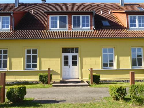 Holiday Home/Apartment - 2 persons -  - Volsvitz - 18569 - Gingst