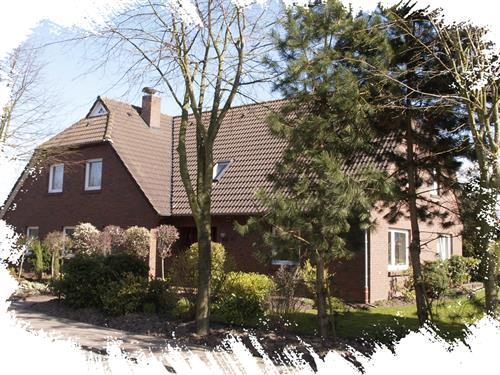 Holiday Home/Apartment - 2 persons -  - Mühlenloog - 26529 - Upgant-Schott