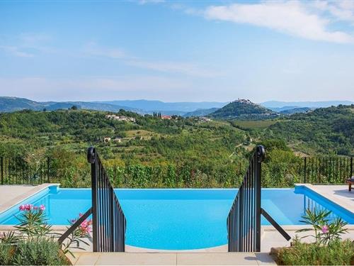 Sommerhus - 8 personer -  - Spinovci - Motovun-Karojba - 52423 - Karojba