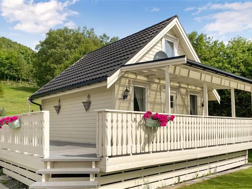 Holiday home - 4 persons -  - Kolbergvegen - Molde - 6445 - Malmefjorden