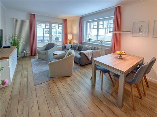 Holiday Home/Apartment - 3 persons -  - Strandpromenade - 18609 - Binz