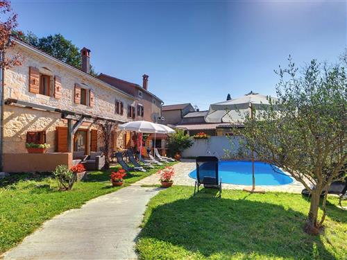 Sommerhus - 10 personer -  - Nedescina - 0