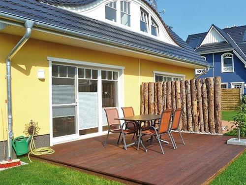 Holiday Home/Apartment - 6 persons -  - Neue Reihe - 18374 - Zingst