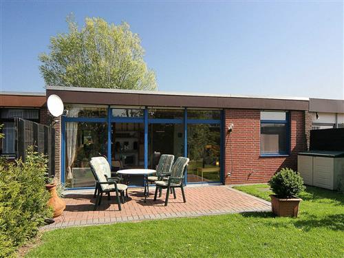 Holiday Home/Apartment - 4 persons -  - Taddigshörn 222, 261 und 302 und - 26427 - Bensersiel