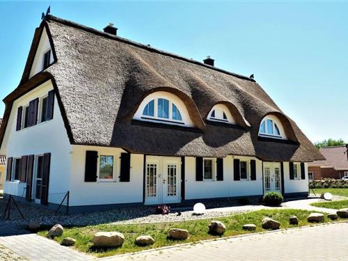 Sommerhus - 9 personer -  - 18230 - Rerik