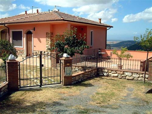Holiday Home/Apartment - 5 persons -  - Via per Chianni, 37 A - 56040 - Castellina Marittima