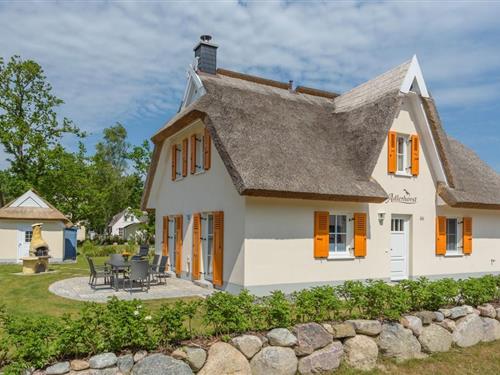 Sommerhus - 5 personer -  - 18551 - Glowe