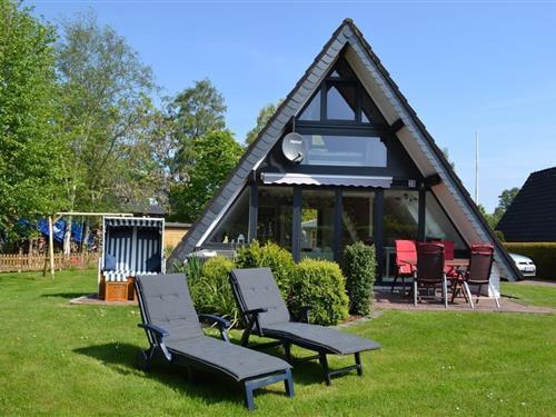 Holiday Home/Apartment - 4 persons -  - Langlütjenring - 26969 - Burhave