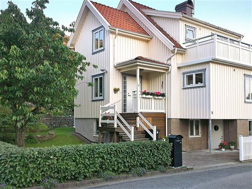 Holiday Home/Apartment - 4 persons -  - Strandvägen - 47131 - Skärhamn