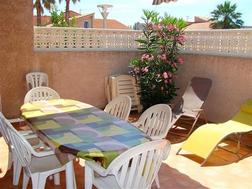 Holiday home - 8 persons -  - Saint Cyprien - 66750