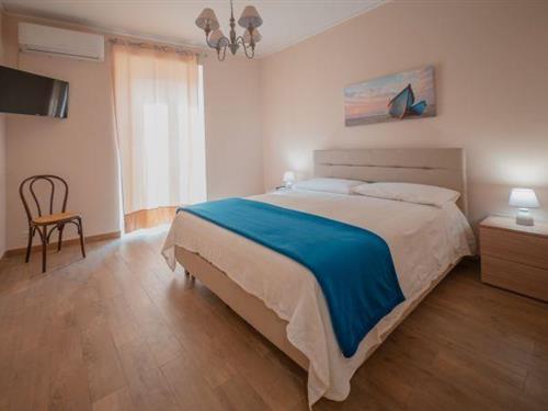 Holiday Home/Apartment - 2 persons -  - 90015 - Cefalù