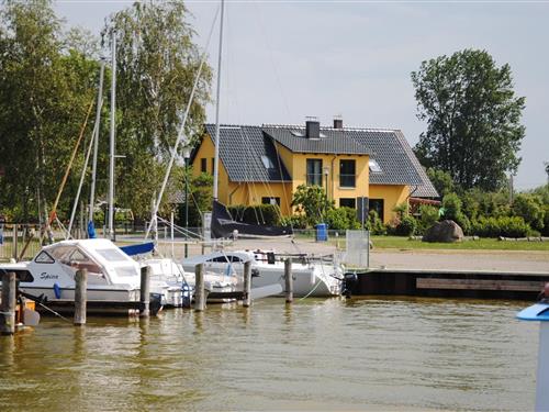 Ferienhaus - 6 Personen -  - Hafenweg - 18317 - Saal