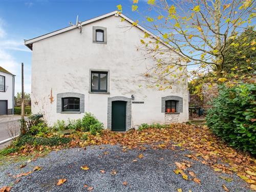 Ferienhaus - 3 Personen -  - 6673 - Cherain