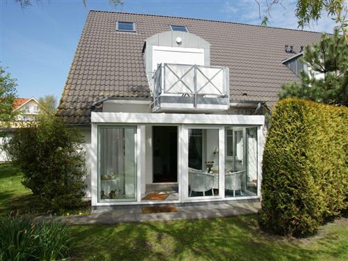 Holiday Home/Apartment - 4 persons -  - Darßer Weg - 18374 - Seeheilbad Zingst