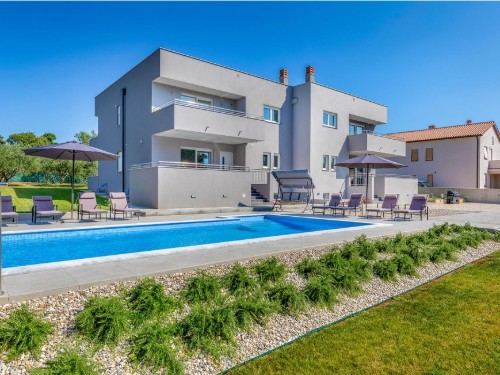 Holiday home - 6 persons -  - Fazanska cesta - 52100 - Pula