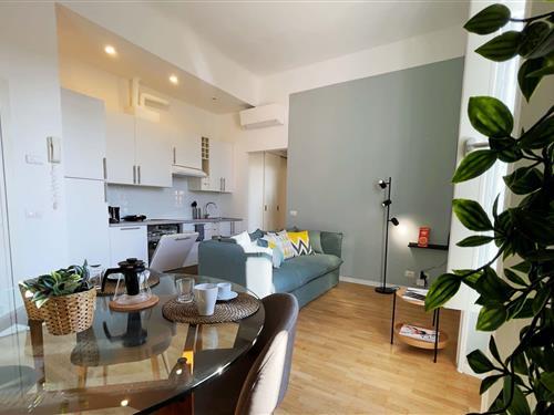 Holiday Home/Apartment - 4 persons -  - 20121 - Milano