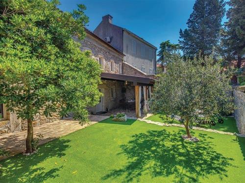 Holiday home - 5 persons -  - Josipa Mazuranica - 51250 - Novi Vinodolski