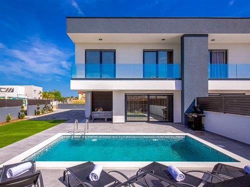 Sommerhus - 8 personer -  - Zatonskih stanova - Zadar-Zaton - 23232 - Zaton