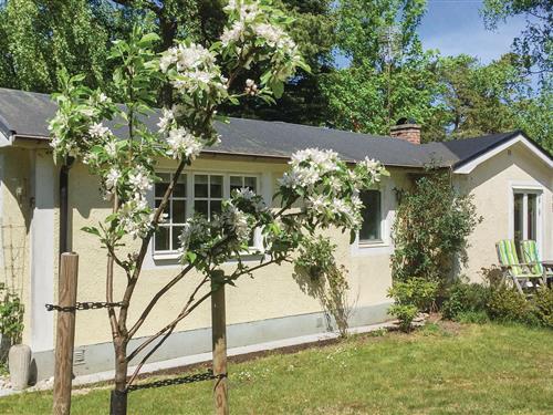 Holiday Home/Apartment - 7 persons -  - Pärlvägen - Beddingestrand/Trelleborg - 231 76 - Beddingestrand