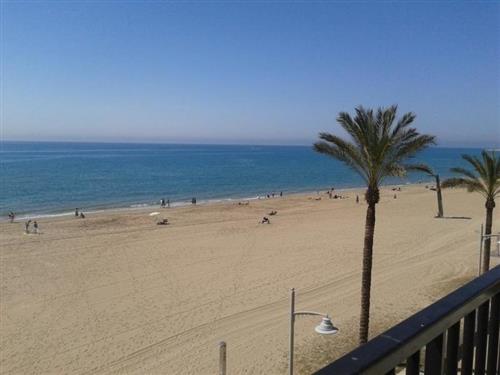 Holiday apartment - 5 persons -  - Passeig Maritim Joan Reventos, - 43880 - Coma-Ruga