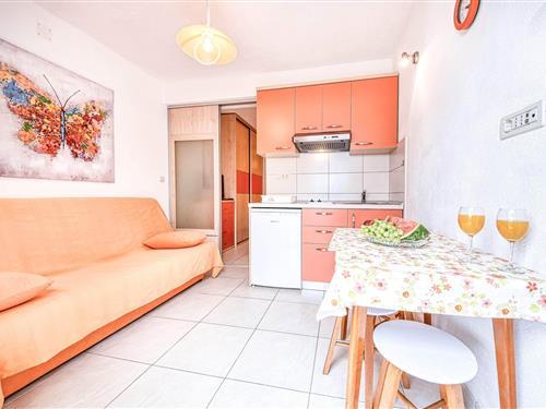 Holiday apartment - 3 persons -  - 21413 - Povlja