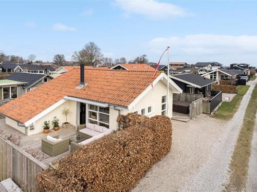 Holiday home - 6 persons -  - Møllevænget - Hasmark - 5450 - Otterup