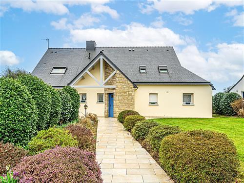 Holiday home - 8 persons -  - Guidel - 56520