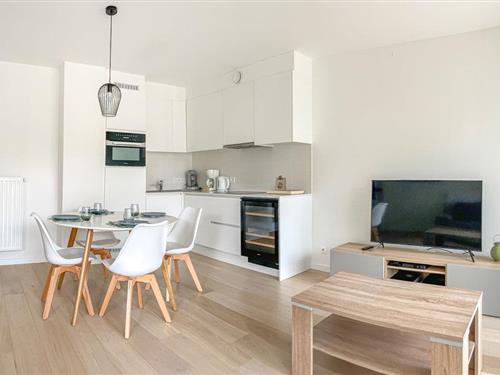 Holiday apartment - 6 persons -  - Troonstraat 228 - III. - 8400 - Oostende