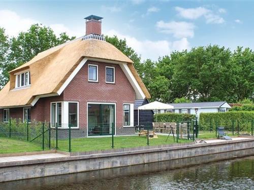 Holiday home - 10 persons -  - 8523NK - Idskenhuizen