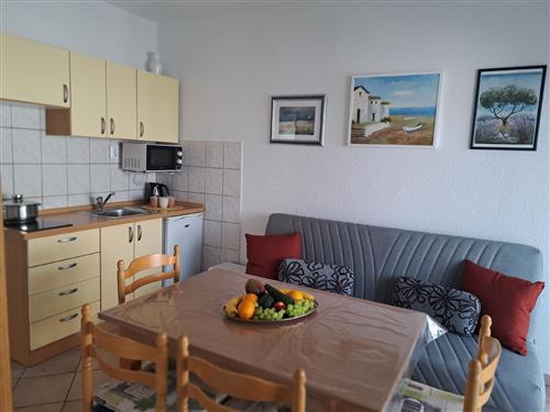 Holiday Home/Apartment - 4 persons -  - Ante Kovacica - 22211 - Vodice