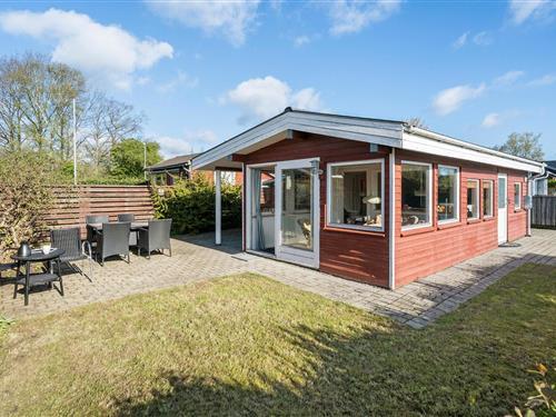 Holiday Home/Apartment - 5 persons -  - Strandlysthuse - Odense Fjord - 5330 - Munkebo