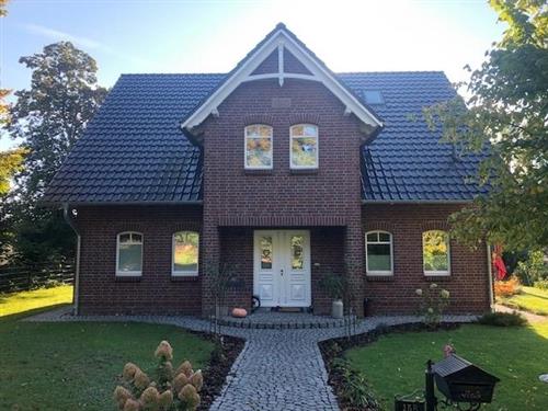 Holiday Home/Apartment - 4 persons -  - Serams - 18528 - Zirkow