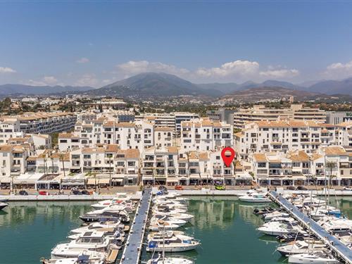 Holiday apartment - 6 persons -  - C/Muelle de - Marbella-Puerto Banús - 29660 - Marbella
