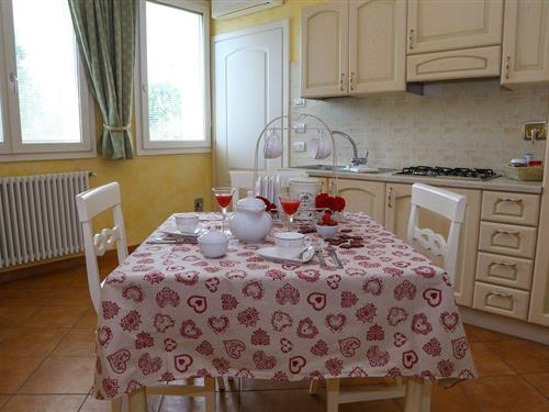 Holiday Home/Apartment - 4 persons -  - Via Sabatini - 42019 - Scandiano