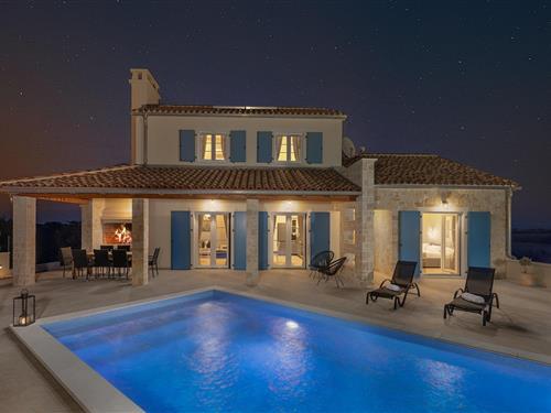 Feriehus - 8 personer -  - Ninski Stanovi, Ulica Progon b - 23232 - Nin