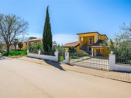 Holiday apartment - 3 persons -  - 52446 - Kukci