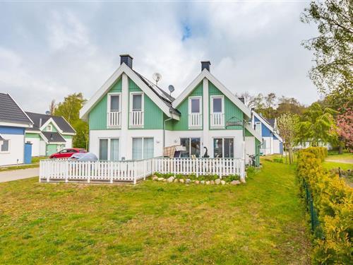 Ferienhaus - 4 Personen -  - Bernsteinpark - 18556 - Breege