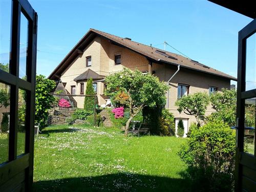 Holiday Home/Apartment - 4 persons -  - Eichenstraße - 57587 - Birken-Honigsessen