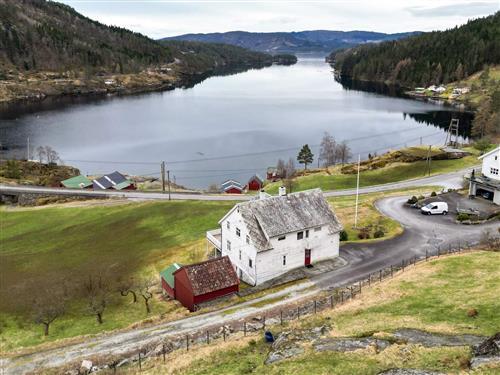 Sommerhus - 12 personer -  - Austfjordvegen - 5981 - Masfjordnes