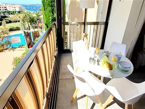 Holiday Home/Apartment - 4 persons -  - 83140 - Six-Fours-Les-Plages